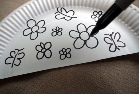 Paper Plate Fan - draw a design