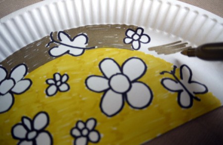 Paper Plate Fan - color with crayons, paint, or markers