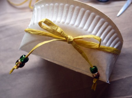 Paper Plate Cookie Gift Basket - add beads to ends