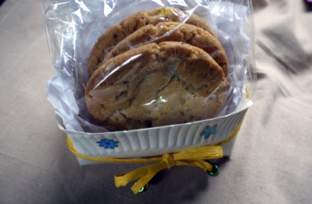 Paper Plate Cookie Gift Basket - add cellophane wrapped cookies