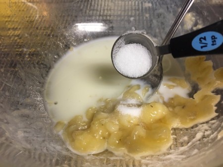 adding sugar to batter