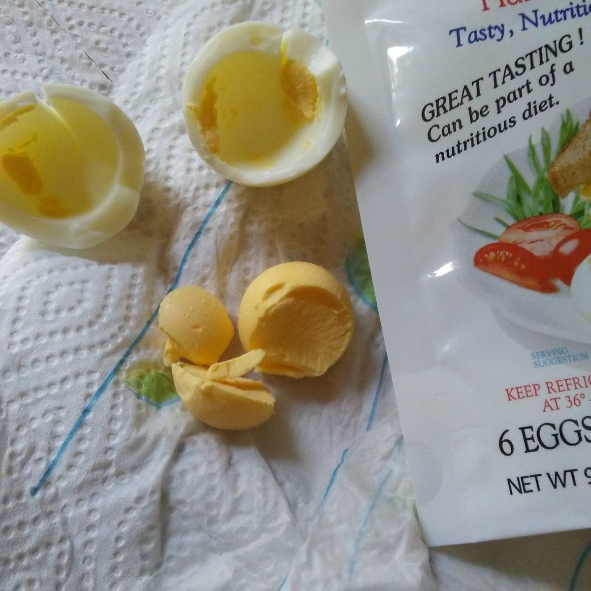 Egg Yolks as Treats for Cats ThriftyFun
