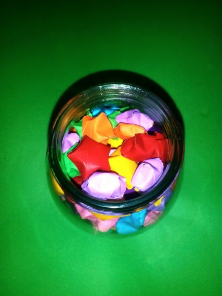 Folded Paper Stars in a Jar - fill jar with 3D stars