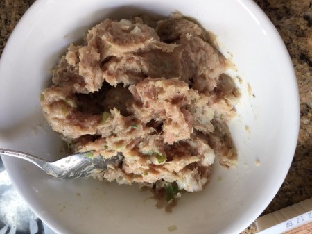 ground turkey in bowl