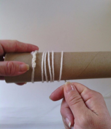 Paper Towel Rolls as Yarn Organizer