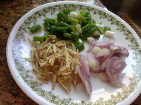 cut green onions, ginger and shallots