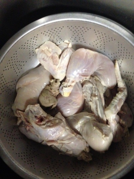 draining chicken