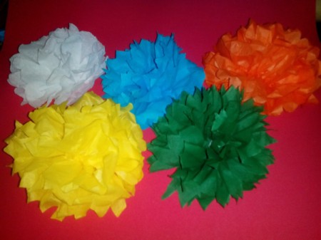 Paper Pom Poms - more poms in multiple colors with differing edge cut trim
