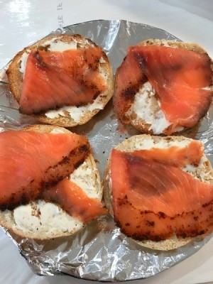 Bagels with cream cheese and smoked salmon.