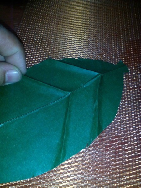 Folded Paper Leaf - work on both sides of the center line