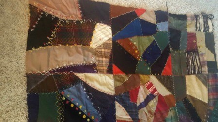 Value of 1898 Quilt Top  - darker fabric squares