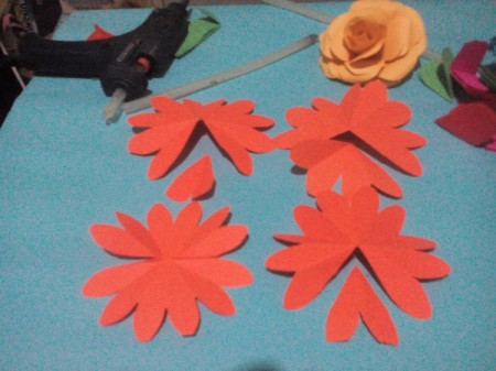 Layered Paper Flowers - repeat with the slim petaled flowers adjusting the number of petals removed