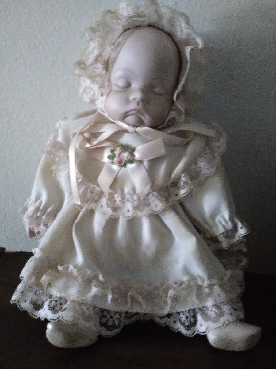 Details about   MEIN BEAUTIFUL PORCELIN BABY DOLL