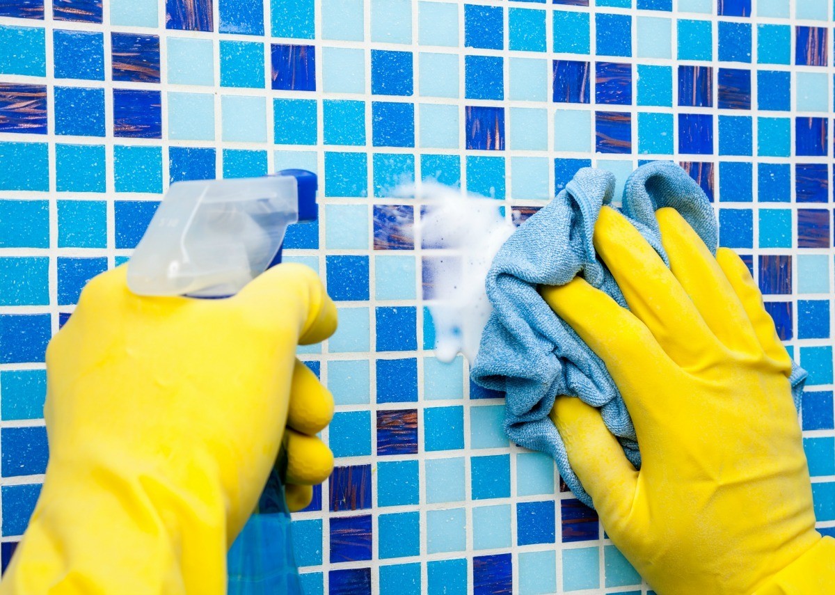 a quick cleaner on shower tile mold
