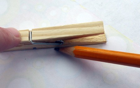 Dragonfly Fridge Magnet - trace around the clothes pin onto the back of the paper