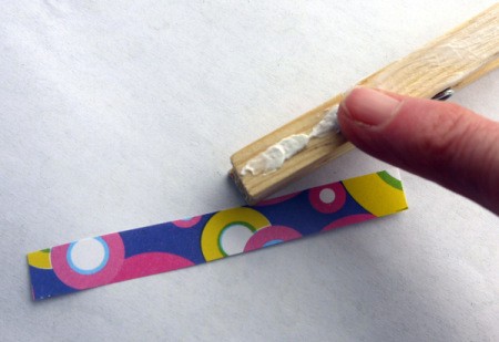 Dragonfly Fridge Magnet - spreading