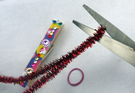 Dragonfly Fridge Magnet - cut pipe cleaner in half