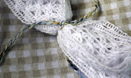 Shaggy Bow Hair Clip - knot tied