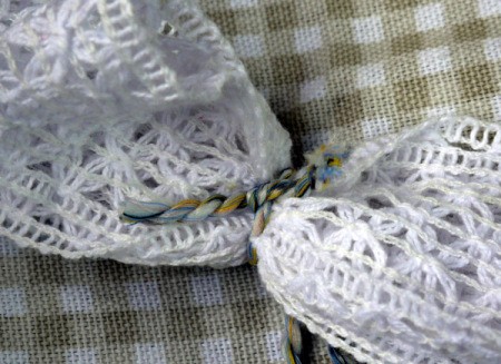 Shaggy Bow Hair Clip - trim the ends of the cord