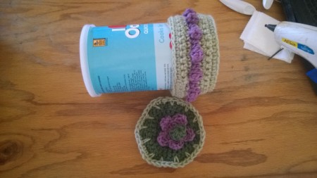 Crochet Koaster Keeper - slide finished vertical piece over the oatmeal box and cut box to correct height, slightly shorter than crochet work.