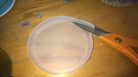 Crochet Koaster Keeper - cutting oatmeal box lid