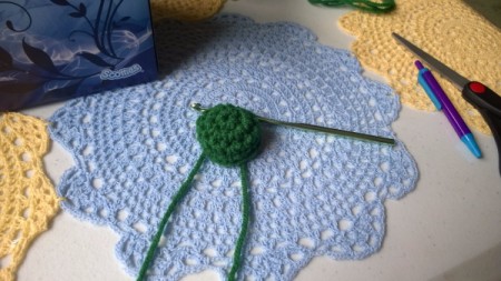 Lego Tissue Box Cover - making Lego circles