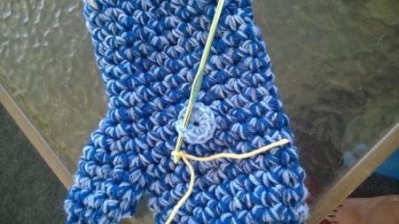 Crocheted Decorative Oven Mitt - thumb made and flower begins