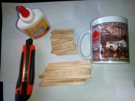 Mug Holder with Goody Compartment - supplies