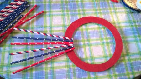 Patriotic Straw Wall Art - begin placing the straws with about 1/4 inch inside the circle