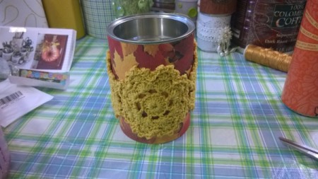 Tin Can Organizers - fall leaf paper on can with doilies glued on