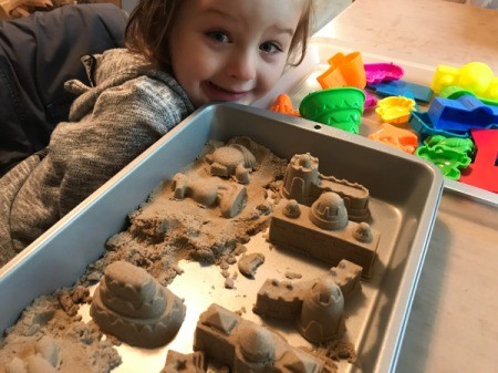 Lidded Cake Pan for Kinetic Sand - kinetic sand molded