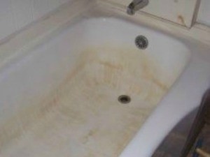 Yellow Stains On An Old Porcelain Tub, Orange Stains In Bathtub