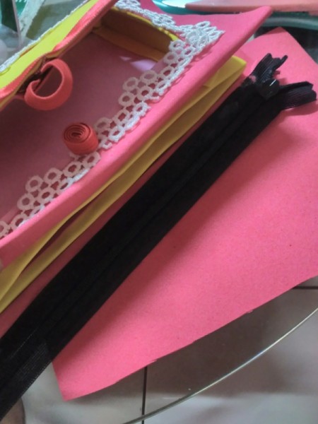 Pouch with Easy Tap Phone Case - make even folds along the edges of the pouch