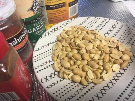 Spicy Peanuts ingredients