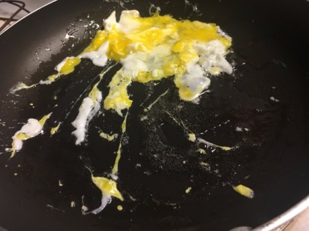 scrambled egg in pan