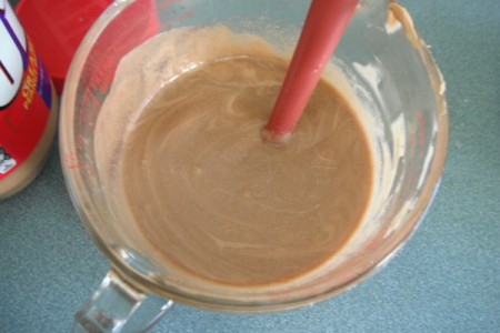 caramel in measuring cup