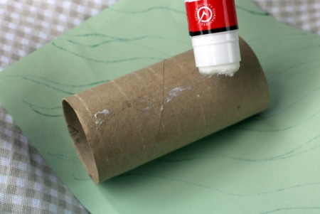 Paper Octopus - apply glue to the length of the tube