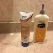Mixing sunless tanning lotion with regular lotion for even coverage.