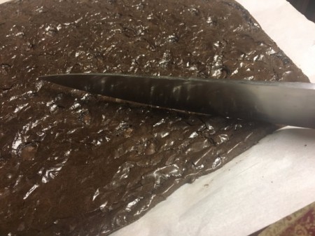 cutting Brownie Brittle