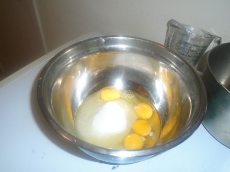 eggs and sugar in bowl