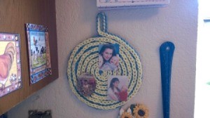 Spiral Yarn Photo Frames - flat spiral with photos