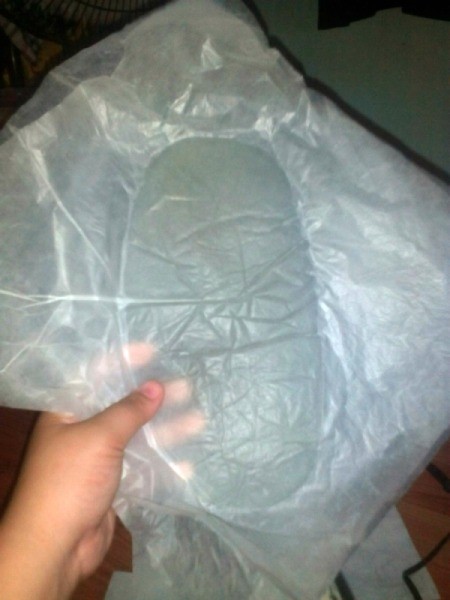 Coin Purse Made from Hot Glue Sticks - allow to cool and then peel off paper