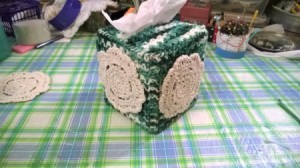 Crochet Tissue Box Cover and Bath Decor - mini dollies attached