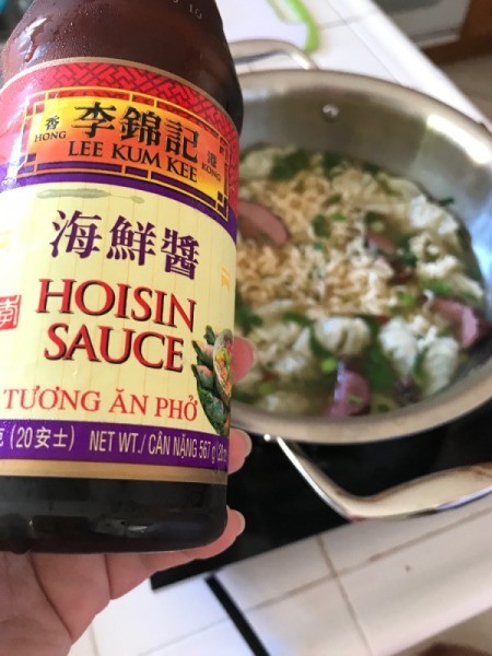 Instant Wonton Noodles in pot
