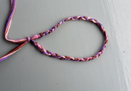 Friendship Bracelet with Simple Sliding Knot - bracelet made smaller