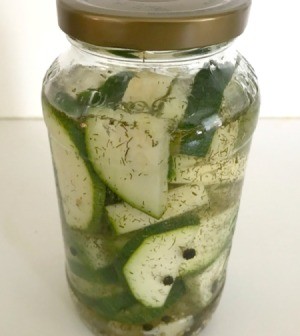 Zucchini Refrigerator Pickles in jar