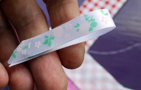 Magnetic Bookmarks - to use fold over the page you are marking and stick it together