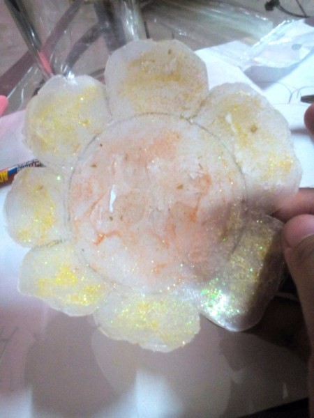 Glittered Glass Coaster Made from Hot Glue - finished coaster