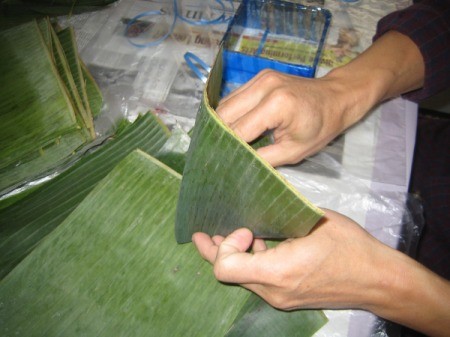 forming banana leaf squares