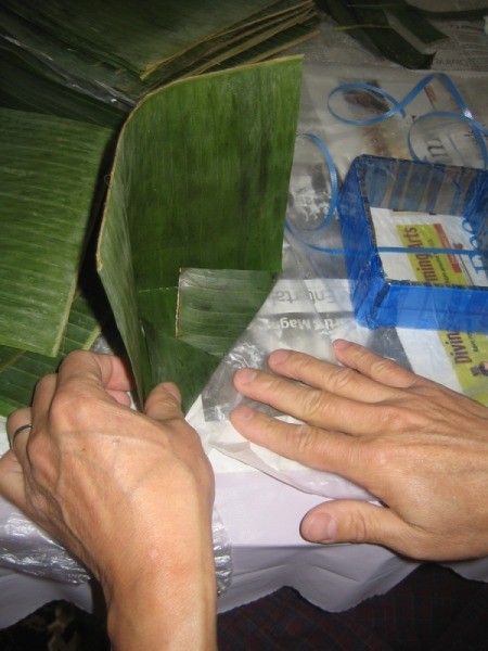 forming banana leaf squares